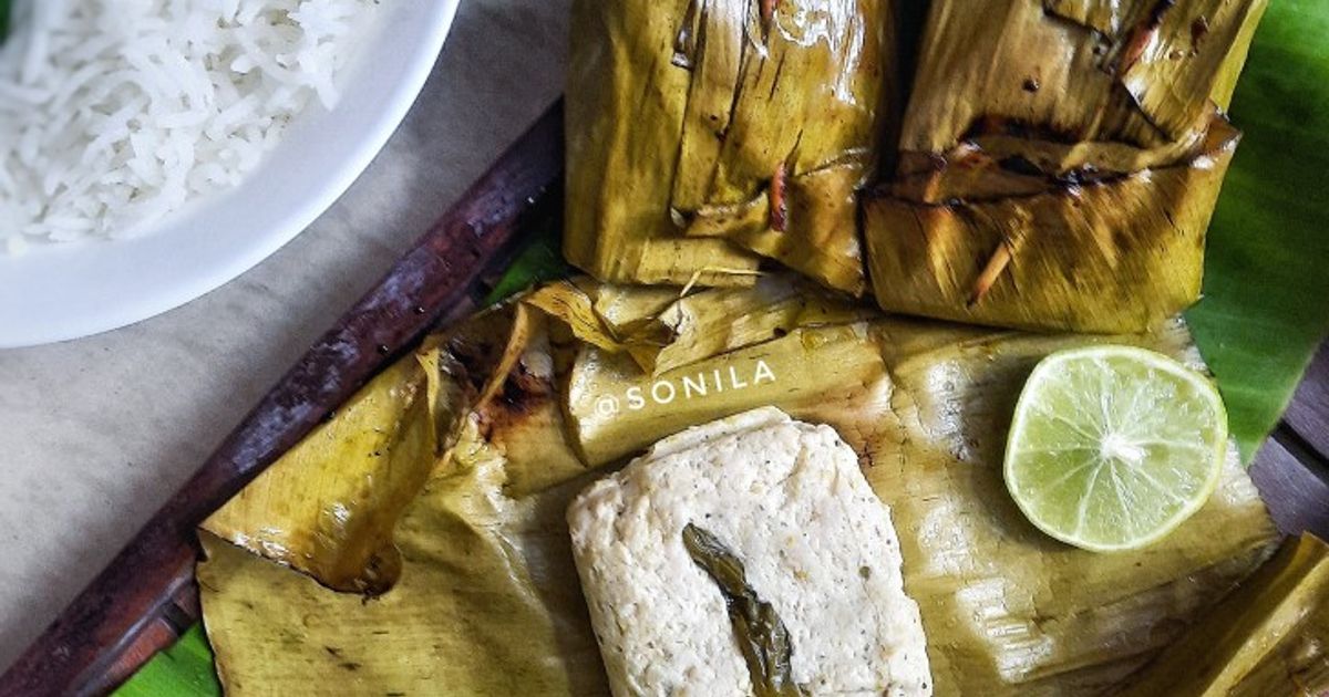 Patiri Roti Chicken Paturi Recipe by Sonila Das - Cookpad