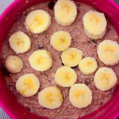 A picture of Banana nutella oats.