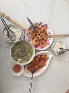 Hình của món Tôm rim mặn ngọt.