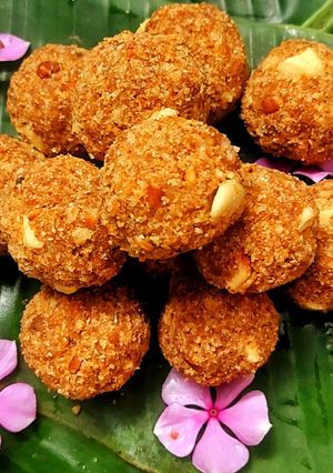A picture of Authentic Churma Ladoo.