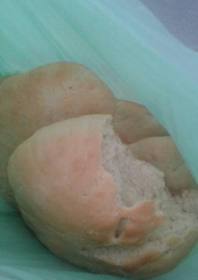 Una foto de Pan casero fácil y con lo esencial 🍞