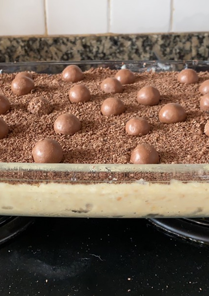 Una foto de Tarta de coco con galletas