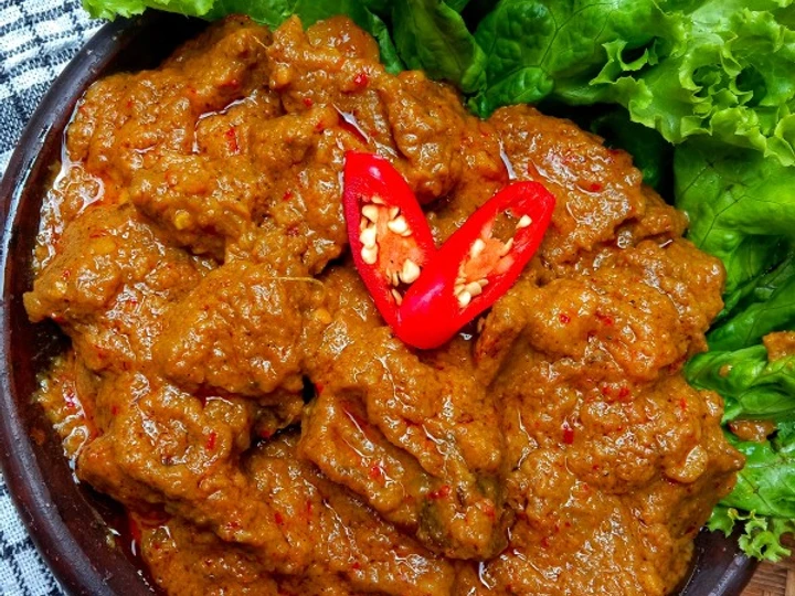 Langkah Mudah untuk Membikin Resep Rendang Daging Sapi yang Uenak Anti Ribet, Bisa Manjain Lidah