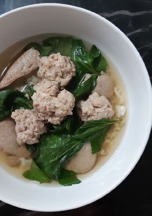 รูปของ "ข้าวต้มน้ำแกงจิงจูฉ่าย" 🥣☘
