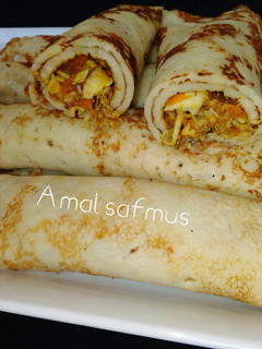 A picture of Crepe rolls.