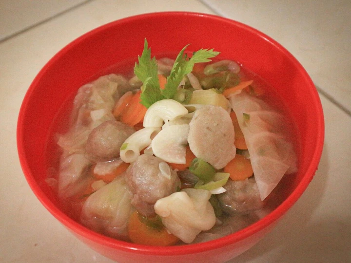 Langkah Gampang Membikin Resep Sayur Sop pentol makaroni yang Lezat Sekali Anti Ribet, Lezat