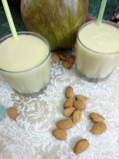 A picture of Mango smoothie.