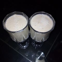 A picture of Banana smoothie.