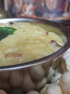 लौकी का हलवा (lauki ka halwa recipe in Hindi) रेसिपी मुख्य फोटो