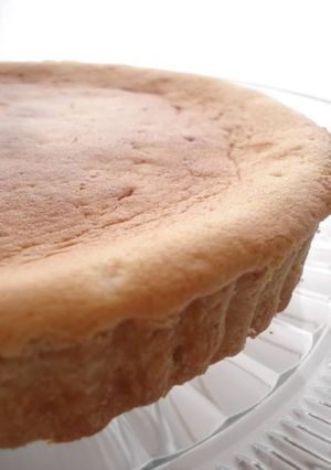 A picture of Baked Soufflé Cheese Tart.