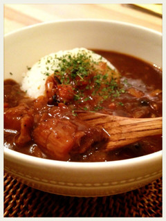 A picture of Melt-In-Your-Mouth Beef Tendon Curry.