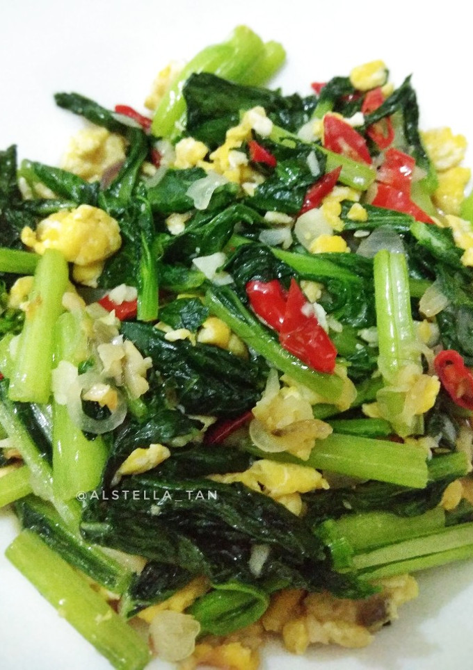 Foto resep Tumis Telur Caisim / Sawi Hijau