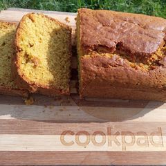 Lemon banana bread A picture of Lemon banana bread.