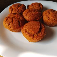 A picture of Almond butter muffins.