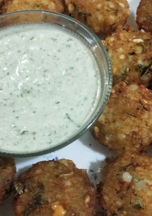 સાબુદાણા વડા (Sabudana Vada Recipe In Gujarati) રેસીપી મુખ્ય ફોટો