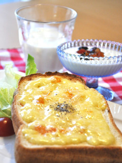 A picture of My Signature Recipe for Creamy Melted Cheese on Toast.