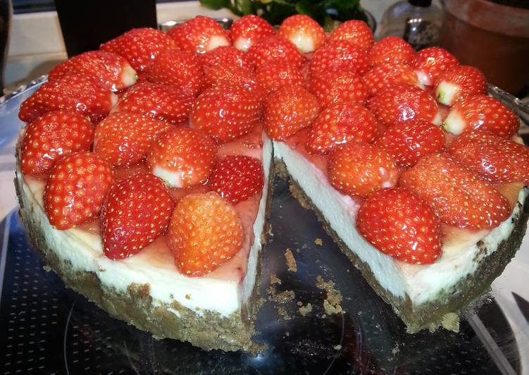 Recipe of Perfect Strawberry Cheesecake