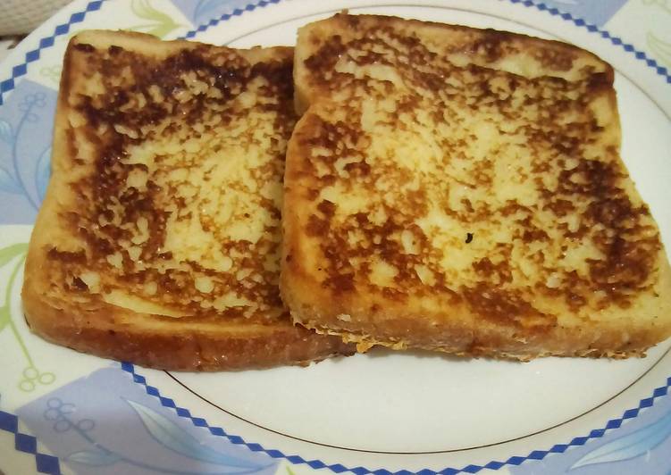 Recipe of Appetizing Creamy French Toast by Nancy