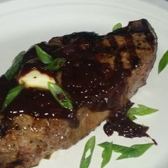 A picture of Red Wine Sauce.