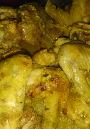 Una foto de Alitas al ajillo y cúrcuma a mi manera 🍗🐓
