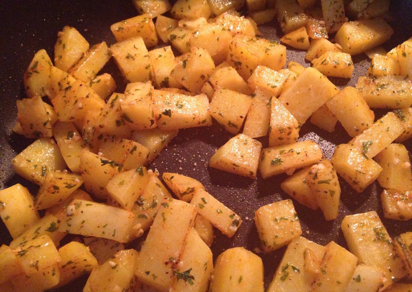 French fries in a frying pan
