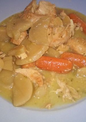 A picture of Crockpot chicken.