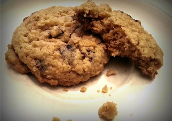 Recipe of Homemade Soft and Chewy Oatmeal Cookies