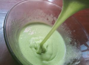 Foto resep Glaze matcha homemade untuk topping donat