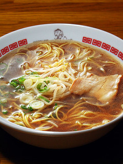 A picture of Light Soy Sauce Ramen Soup.