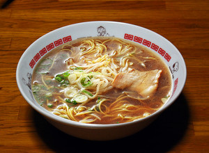 A picture of Light Soy Sauce Ramen Soup.