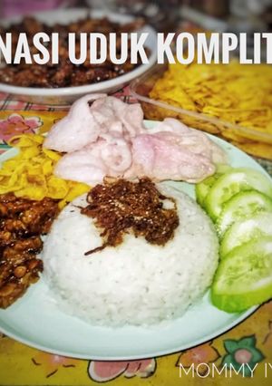 Foto resep Nasi Uduk komplit (Rice cooker)