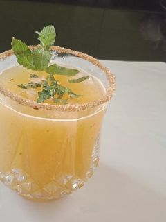 આમ પન્ના (Aam Panna Recipe In Gujarati) રેસીપી મુખ્ય ફોટો
