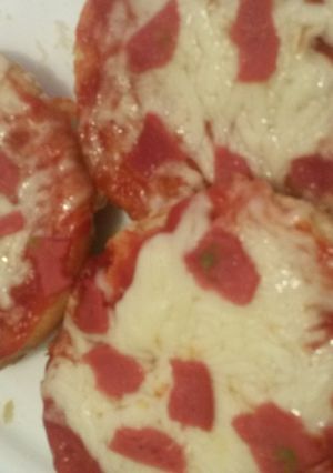 A picture of Mini pizzas.