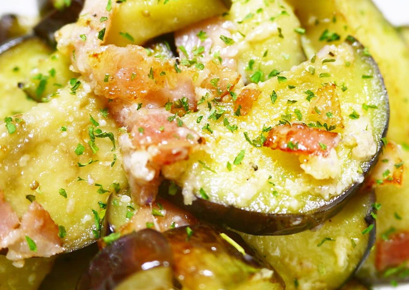 Easy 5 Minute Italian Style Eggplant & Bacon