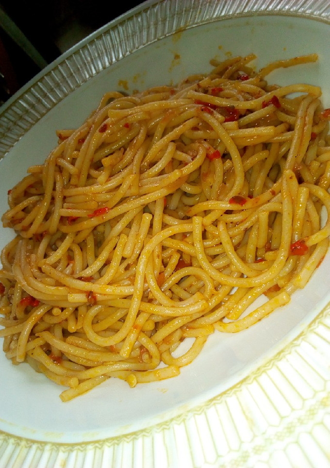 A picture of Jollof Spaghetti.
