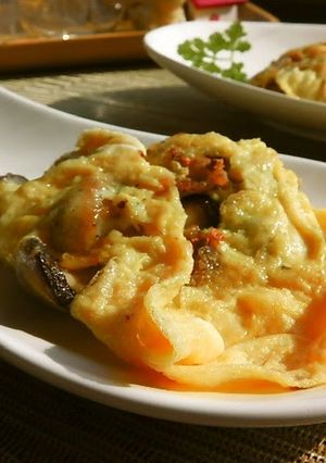 A picture of Herb & Shiitake Cheese Omelette.