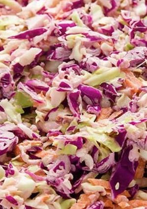 Una foto de Coleslaw