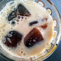 A picture of Iced coffee.