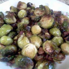 A picture of Bacon Roasted Brussel Sprouts.