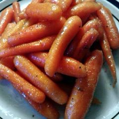 A picture of Honey Glazed Carrots.
