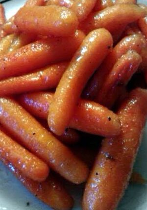 A picture of Honey Glazed Carrots.