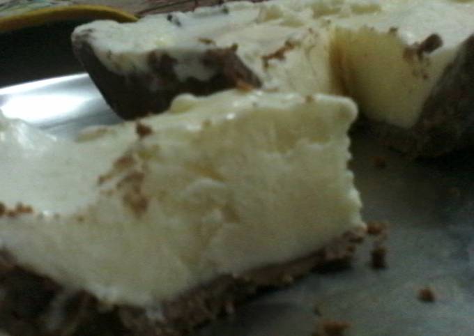 Frozen Ice Cream Cheesecake Pie Recipe