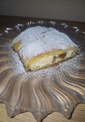 Túrós rétes réteslapból recept fotója