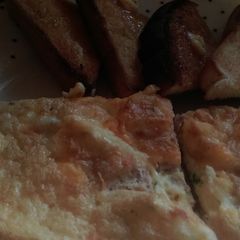 A picture of Mandys ham and cheese fluffy light omelette(souffle style).