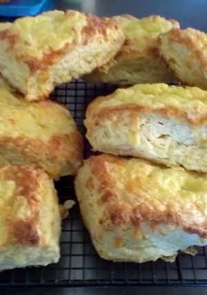 A picture of Chopper's Cheese Scones!.