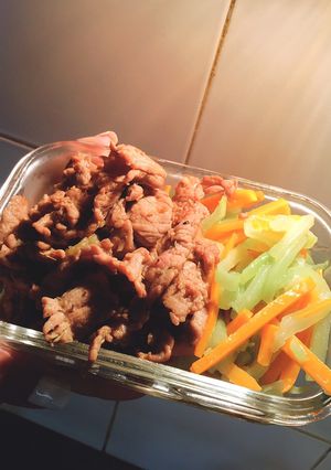 Hình của món Bò xào + su hào, cà rốt.