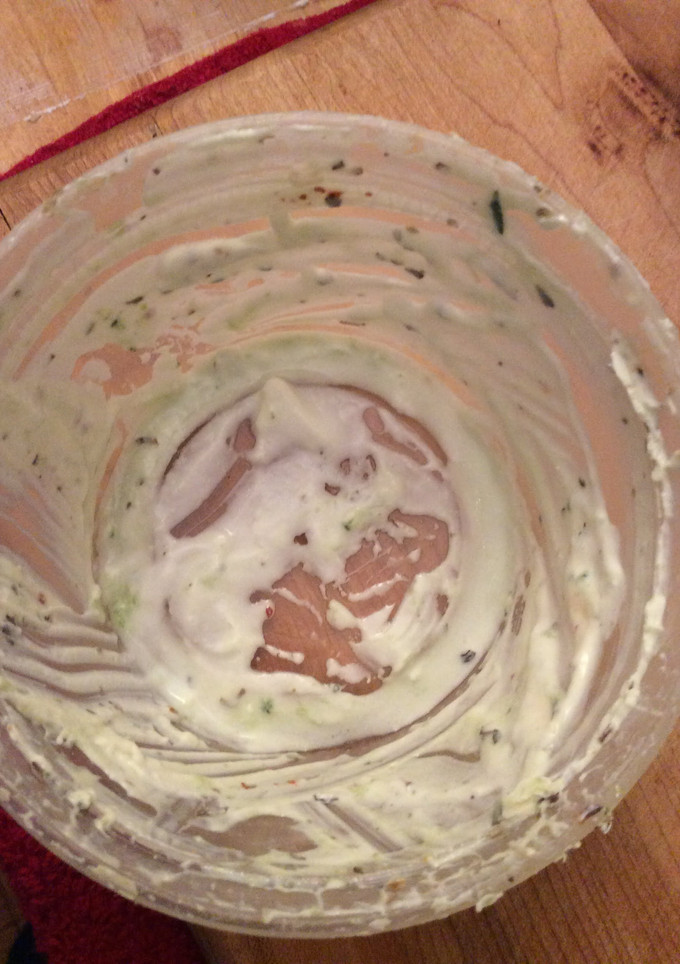 A picture of Cucumber Yogurt Sauce.