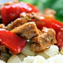 A picture of Sig's Hungarian Pepper and Tofu Stew.