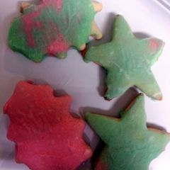 A picture of Christmas cookies.