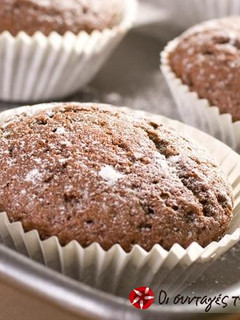 Φωτογραφία της συνταγής Μίνι Muffins με Quaker, κακάο & μπανάνα